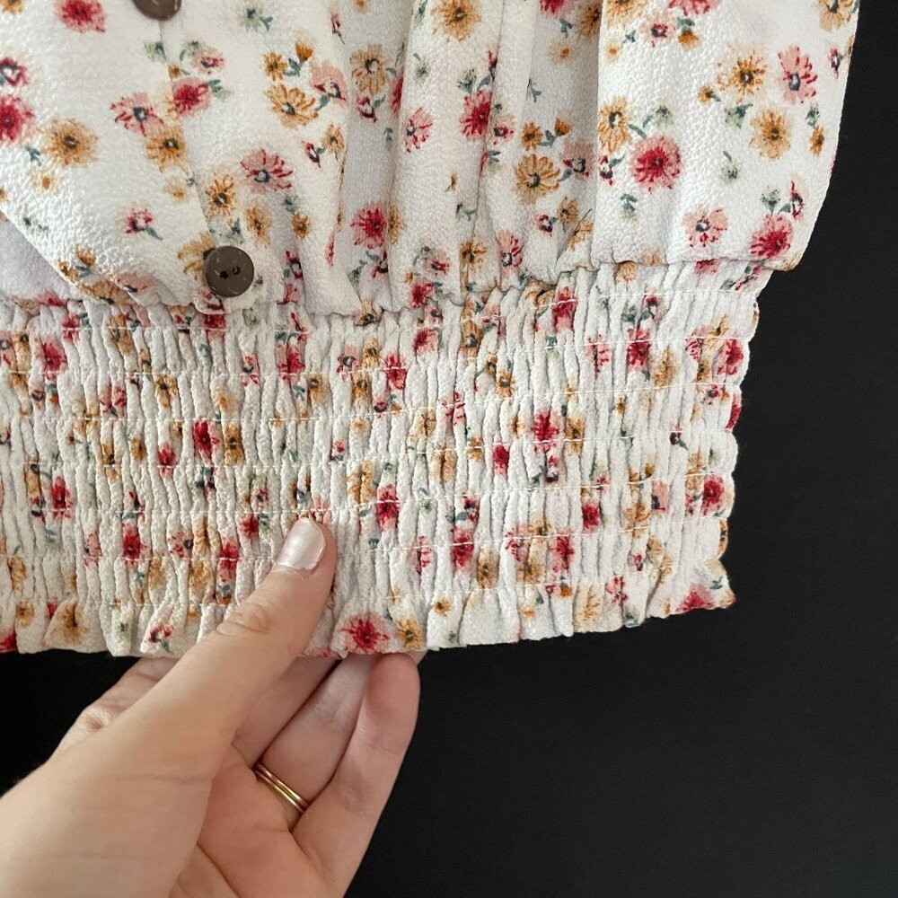 Monteau red and yellow‎ floral frilly crop top women's size small cinched waist - Picture 6 of 8